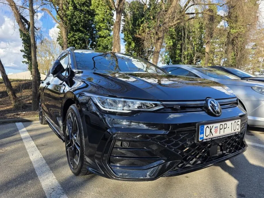 vw golf 8 variant 2.0 tdi dsg r-line - slika 22