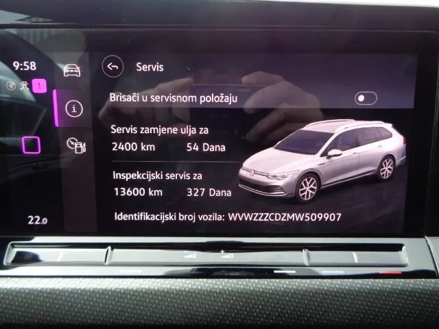 vw golf 8 variant 2,0 tdi dsg r-line/hr/nav/virt/led/pdc/laas/acc/ambl - slika 24