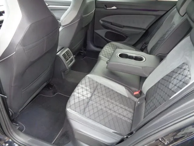 vw golf 8 variant 2,0 tdi dsg r-line/hr/nav/virt/led/pdc/laas/acc/ambl - slika 13