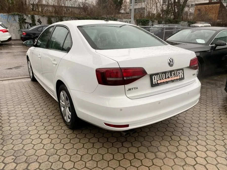 vw jetta 2,0tdi | 4 x garancija | 36 rata - slika 9