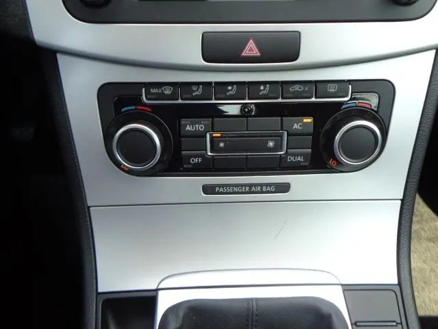 vw passat 1,6 tdi bmt; a. klima; 100 tkm; pdc; 6 brzina.. - slika 20