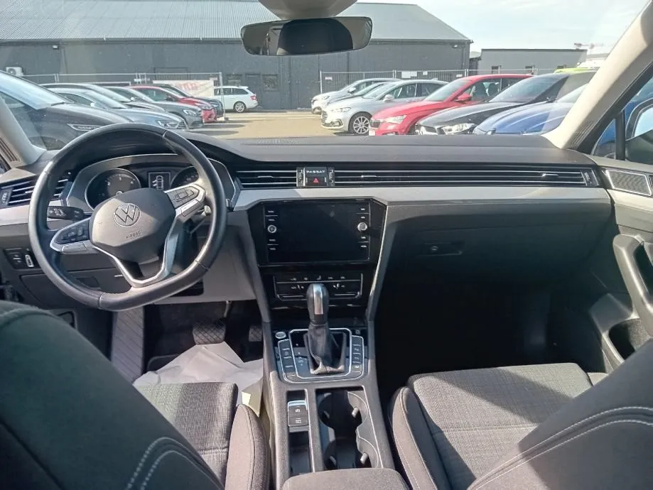 vw passat 2,0 tdi dsg. jamstvo. leasing - slika 9