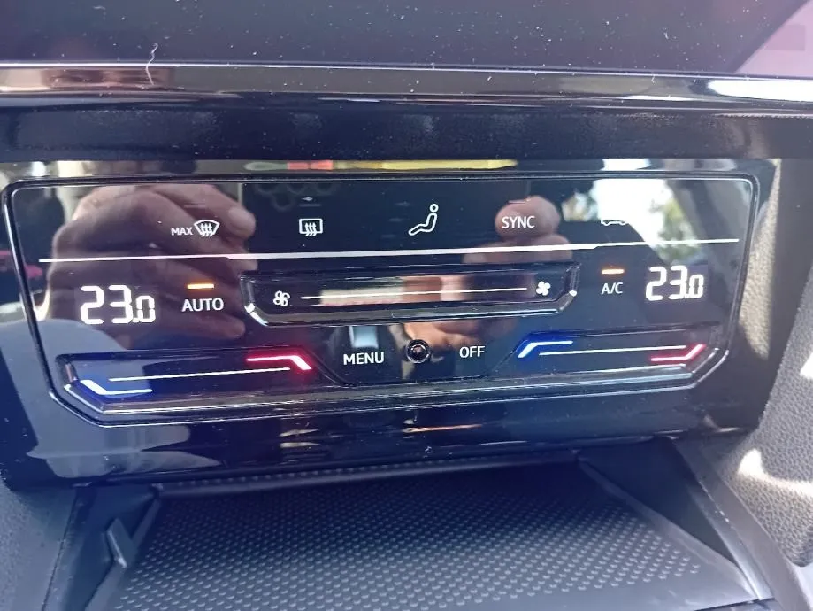 vw passat 2,0 tdi dsg. jamstvo. leasing - slika 16