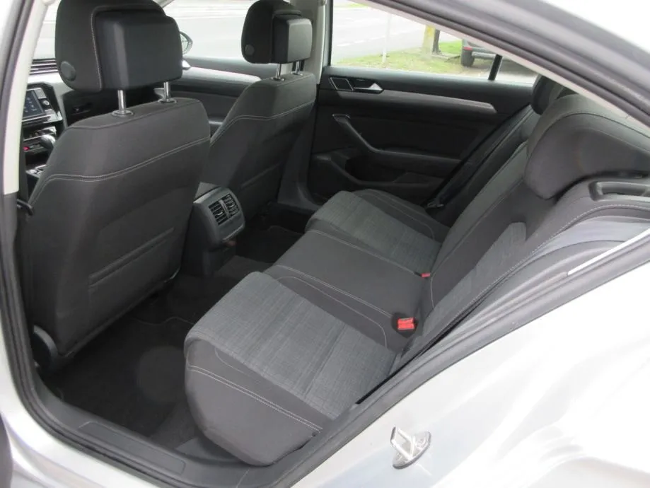 vw passat 2,0 tdi bmt dsg,business,hr auto,samo 45.000km,toop,. - slika 11