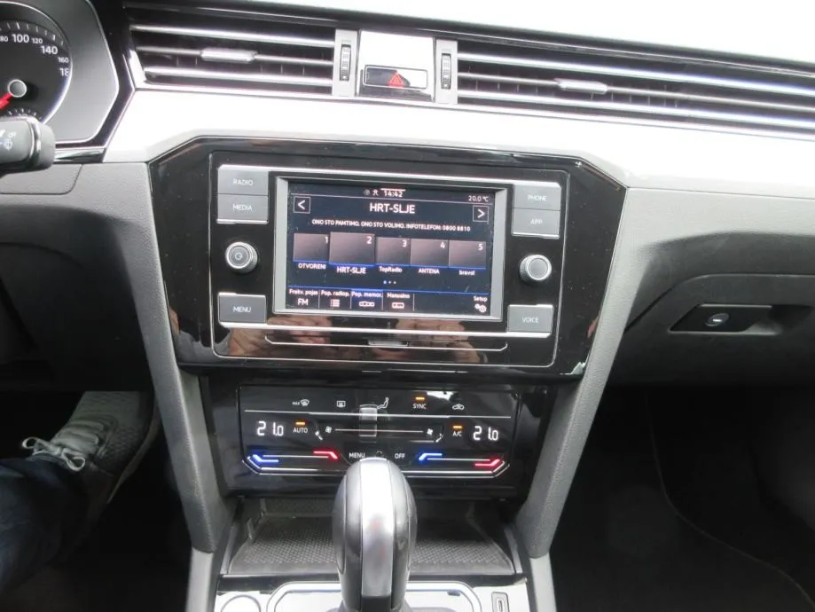 vw passat 2,0 tdi bmt dsg,business,hr auto,samo 45.000km,toop,. - slika 15