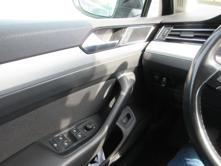 vw passat 2,0 tdi bmt dsg,150ks,comfortline,1vl,hr auto,u sus.pdv-a,.. - slika 17