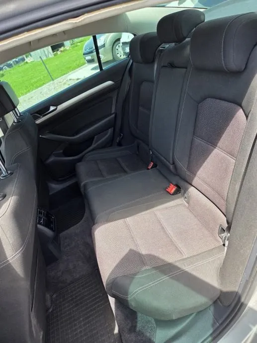 vw passat 2,0 tdi bmt dsg - slika 20