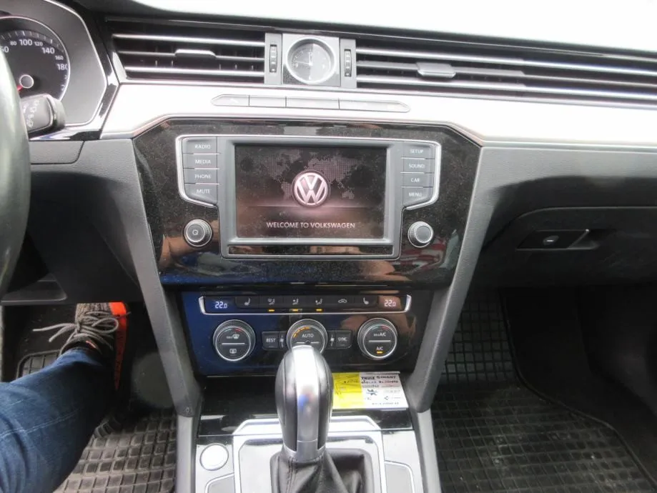 vw passat variant 2,0 tdi bmt dsg,190ks,highline,uredno servisiran, - slika 13