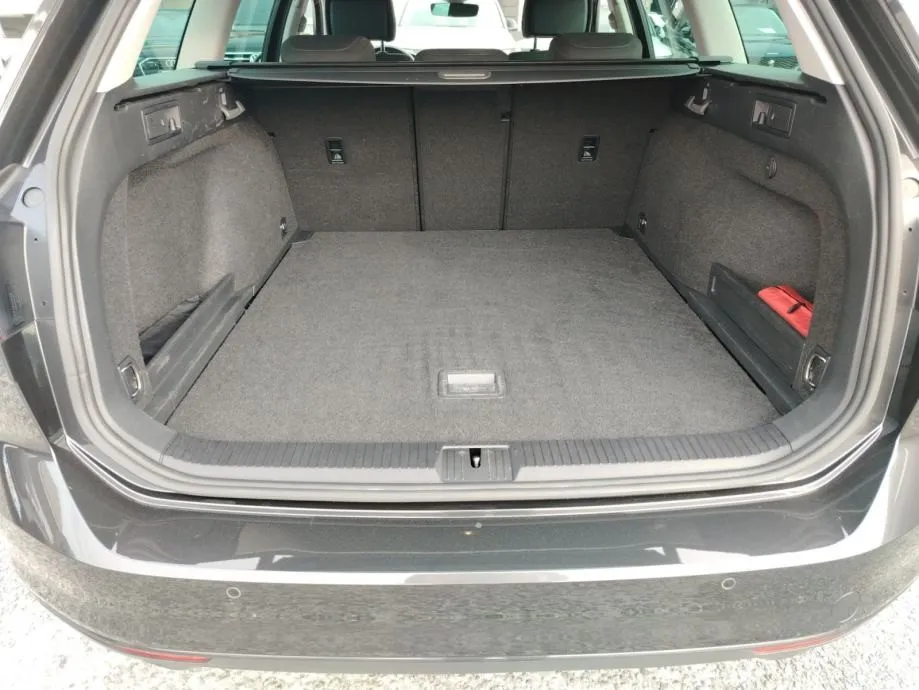 vw passat variant 2,0 tdi dsg business - slika 12