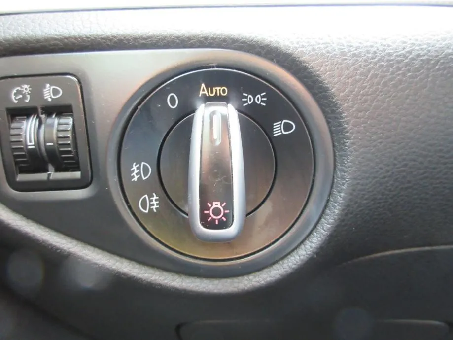 vw sharan 2,0 tdi bmt,140ks,hr auto,,comfortline,reg.god.,servisna,top - slika 17