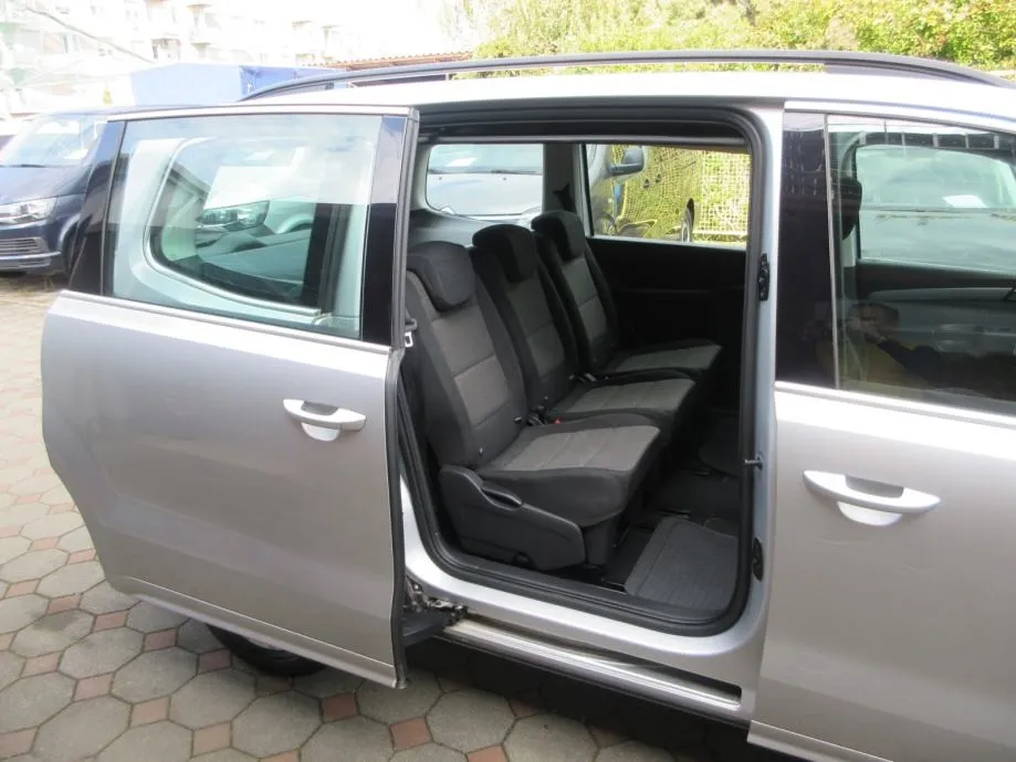 vw sharan 2,0 tdi bmt,140ks,hr auto,,comfortline,reg.god.,servisna,top - slika 20
