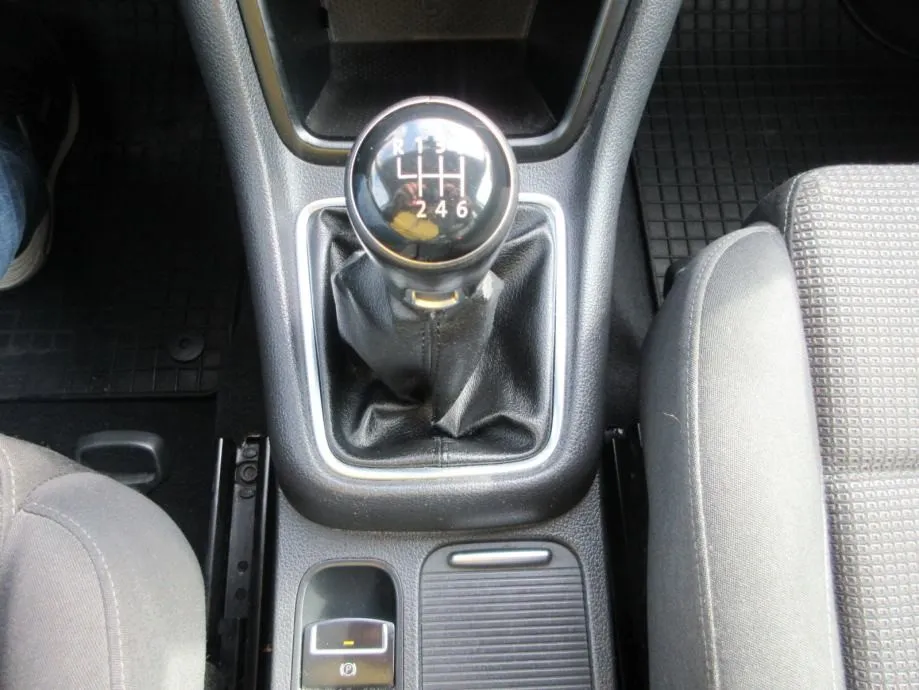 vw sharan 2,0 tdi bmt,140ks,hr auto,,comfortline,reg.god.,servisna,top - slika 24