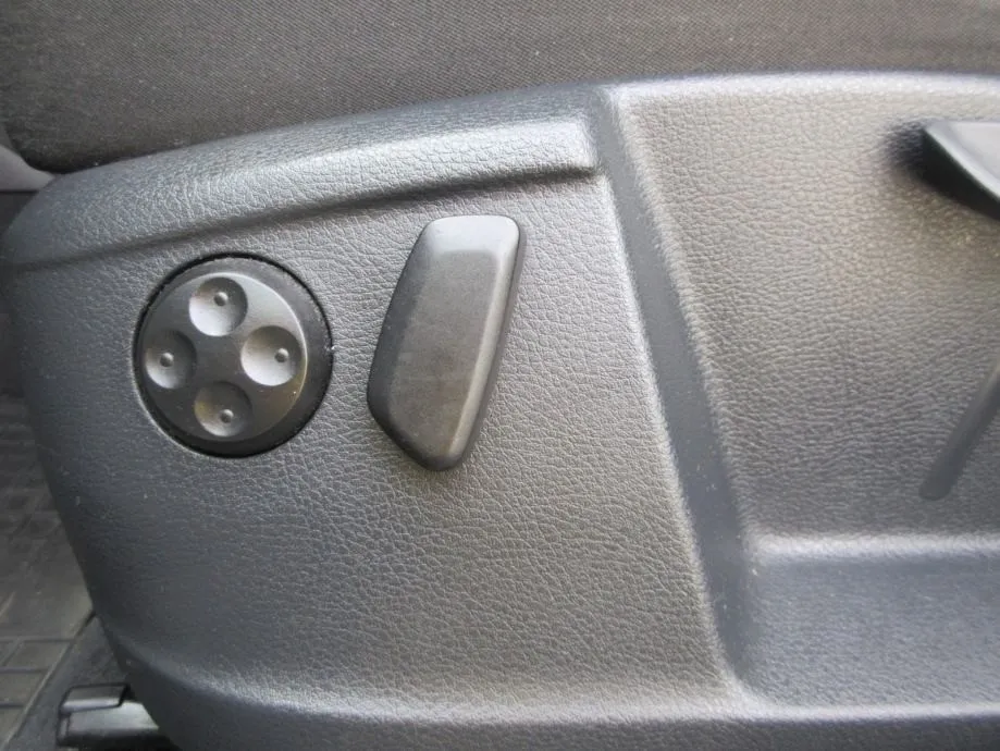 vw sharan 2,0 tdi bmt,140ks,hr auto,,comfortline,reg.god.,servisna,top - slika 27