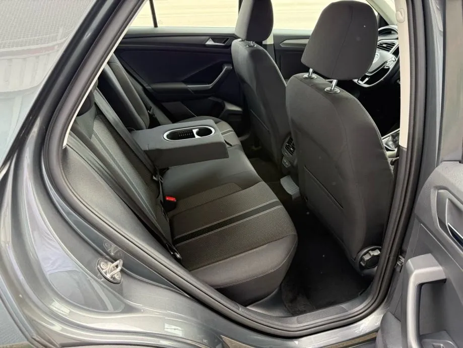 vw t-roc 1.5 tsi dsg °navigacija°adaptivni temp.°leasing bez učešća° - slika 20