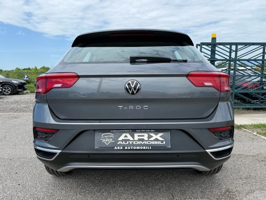 vw t-roc 1.5 tsi dsg °navigacija°adaptivni temp.°leasing bez učešća° - slika 7