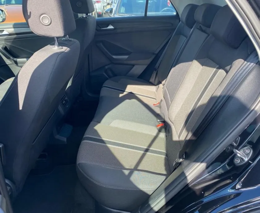 vw t-roc 1,6 tdi. jamstvo. leasing - slika 8