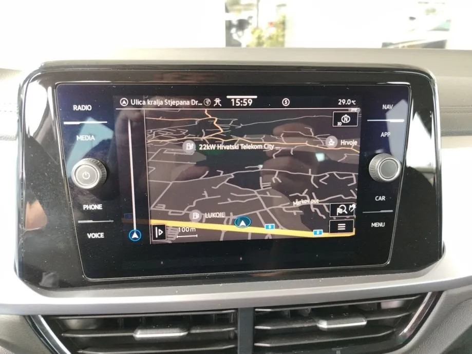 vw t-roc 2,0 tdi dsg life - slika 15
