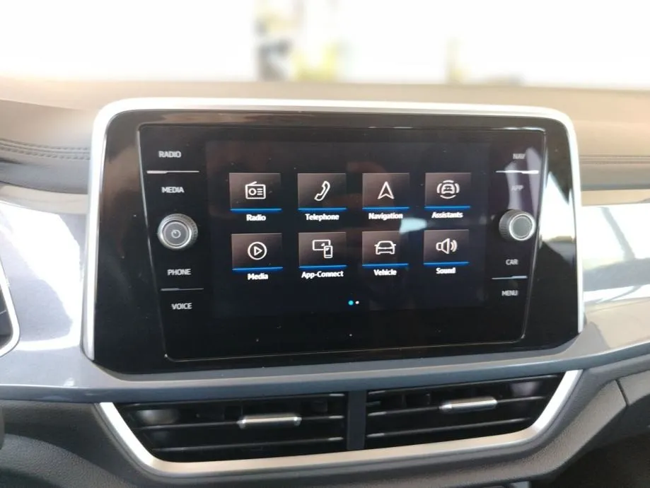 vw t-roc 2,0 tdi dsg life - slika 9