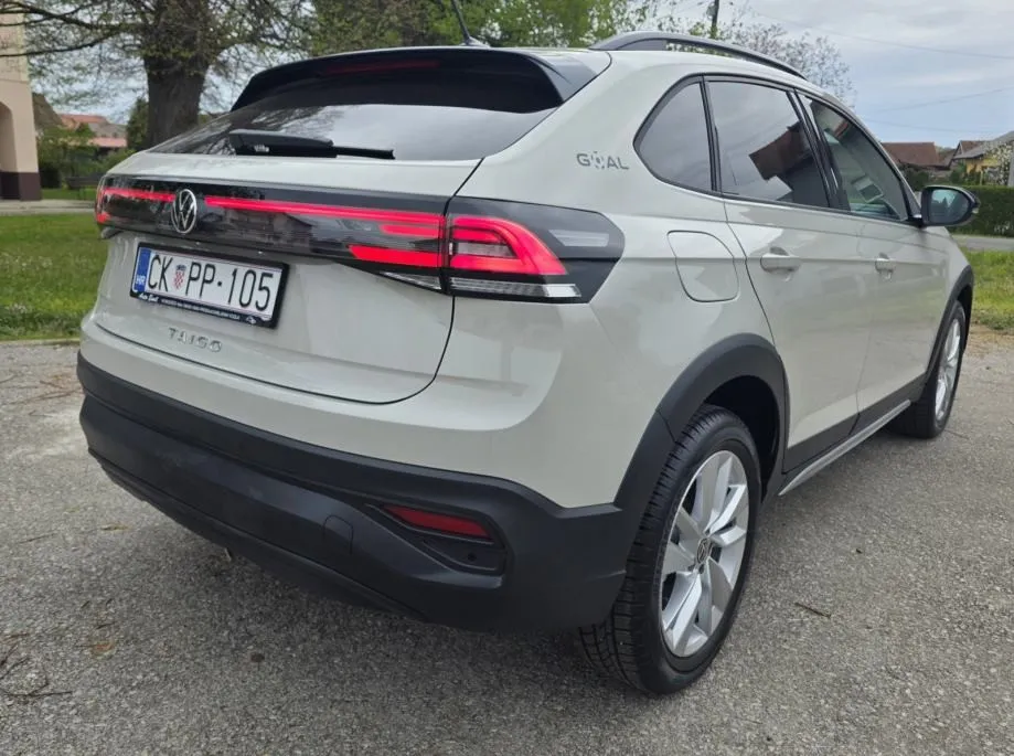 vw taigo 1,5 tsi...vozilo pod tvornickim jamstvom,dva kljuca.... - slika 2