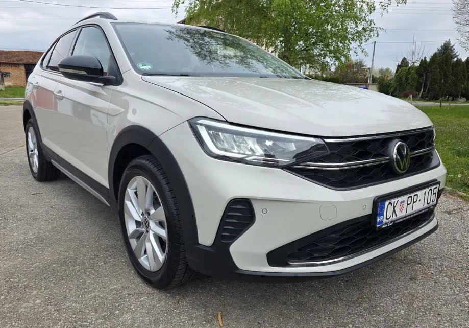 vw taigo 1,5 tsi...vozilo pod tvornickim jamstvom,dva kljuca.... - slika 17
