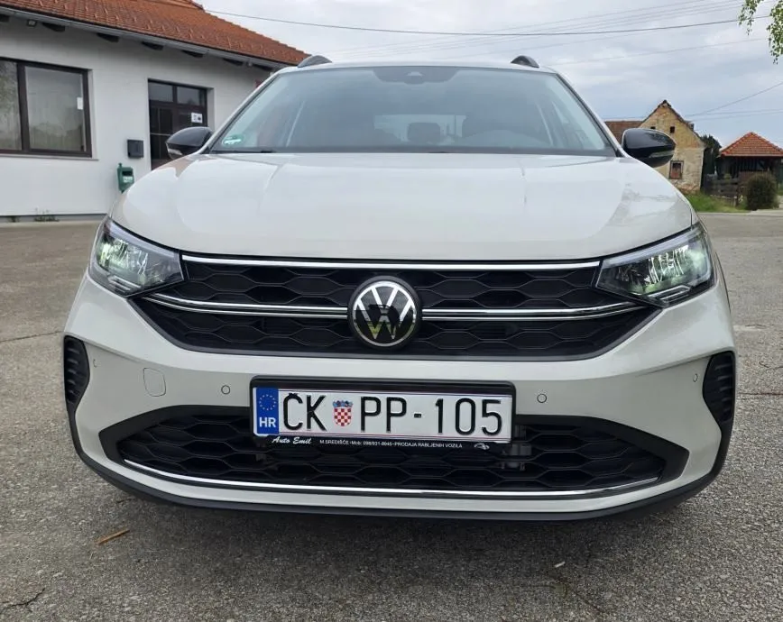 vw taigo 1,5 tsi...vozilo pod tvornickim jamstvom,dva kljuca.... - slika 16