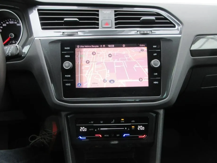 vw tiguan 2,0 tdi dsg 150ks,life,led,navi,rik.kamera,toop stanje,.. - slika 14