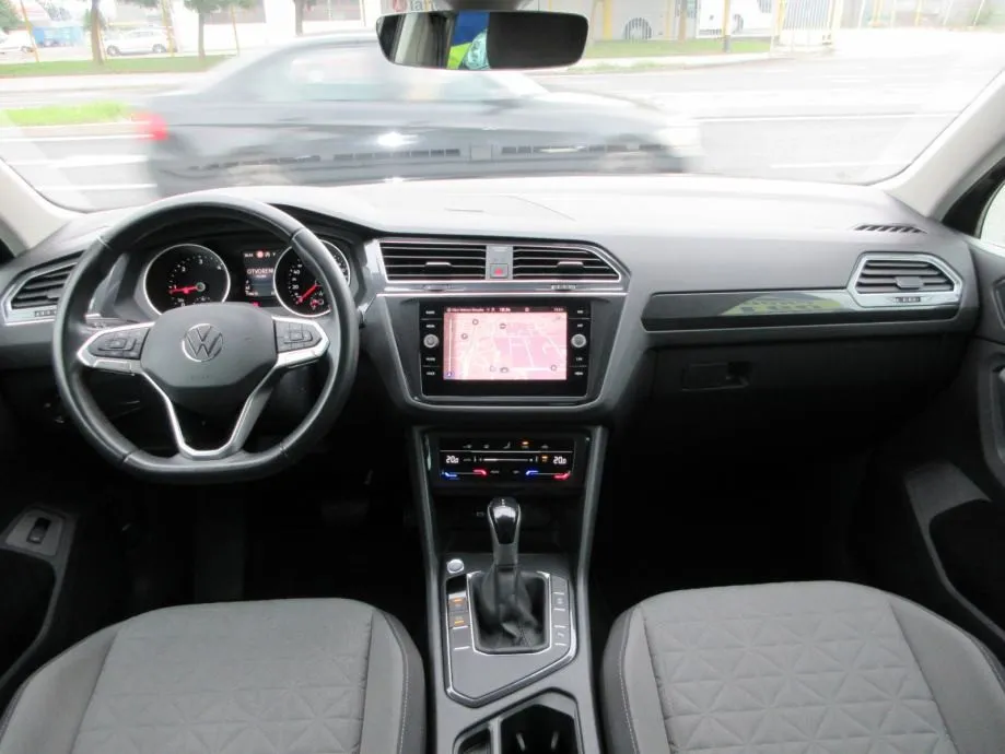 vw tiguan 2,0 tdi dsg 150ks,life,led,navi,rik.kamera,toop stanje,.. - slika 8