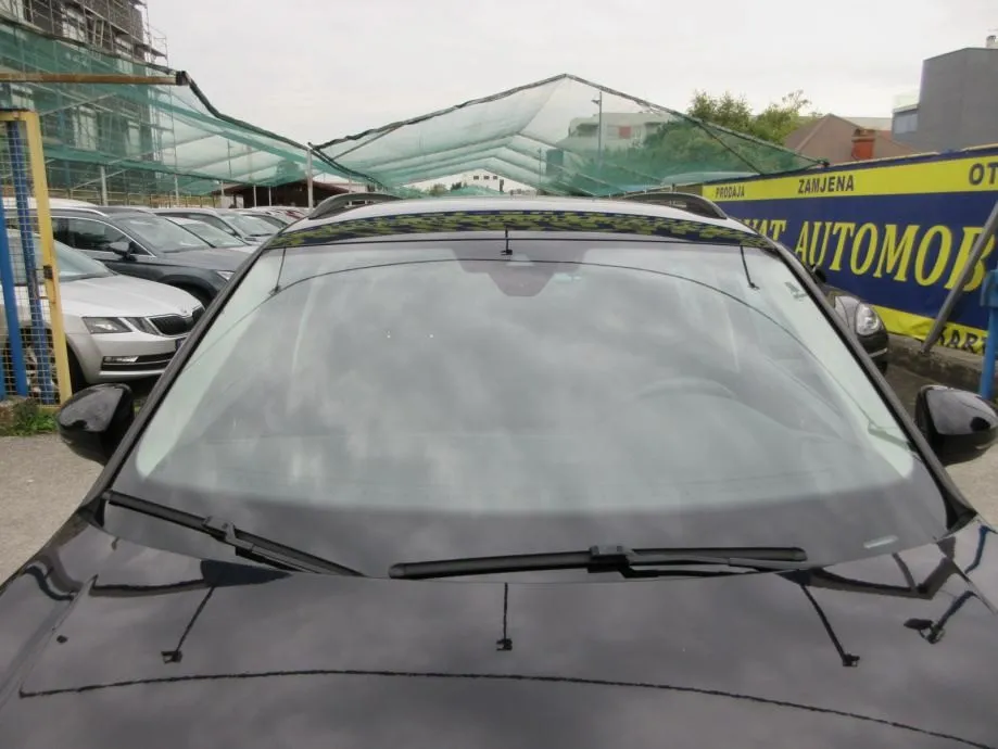 vw tiguan 2,0 tdi dsg 150ks,life,led,navi,rik.kamera,toop stanje,.. - slika 20