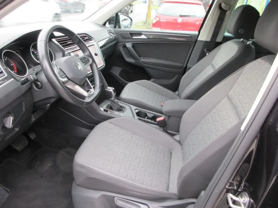 vw tiguan 2,0 tdi dsg 150ks,life,led,navi,rik.kamera,toop stanje,.. - slika 9