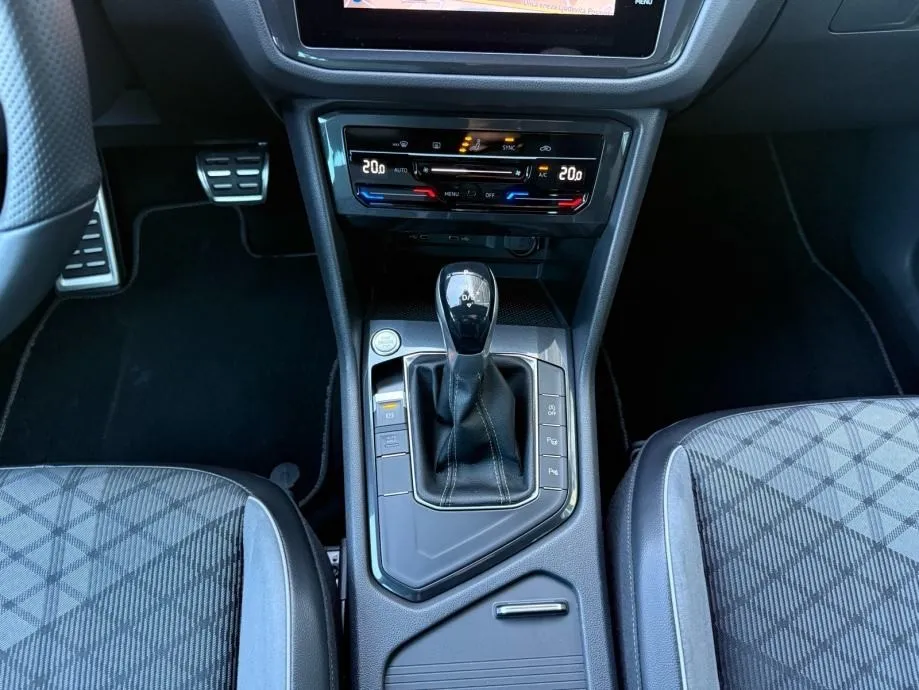 vw tiguan 2.0 tdi dsg r-line °virtual°navi°head-up°leasing bez učešća° - slika 15