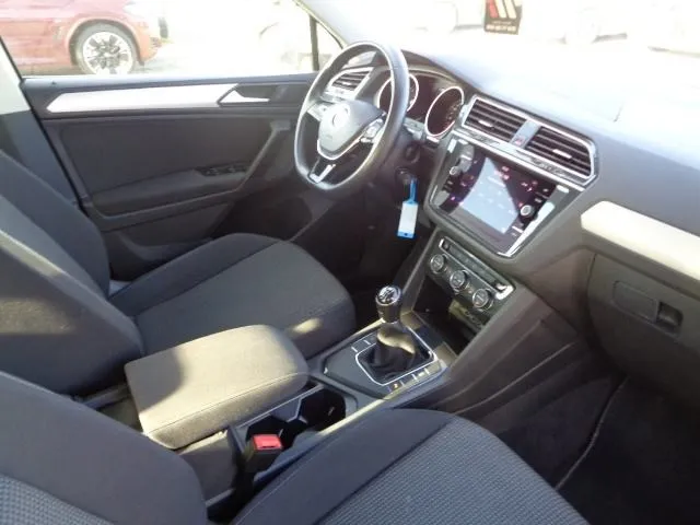 vw tiguan 2,0 tdi trend+;acc;app;laas;hr ;3zkli; - slika 21