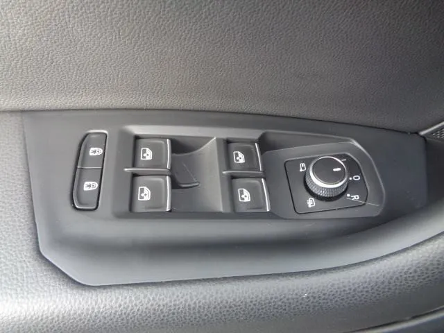 vw touareg v6 tdi 4mo aut rline/hr/koža/virt/pan/led/nav/kam/35tkm/19" - slika 23