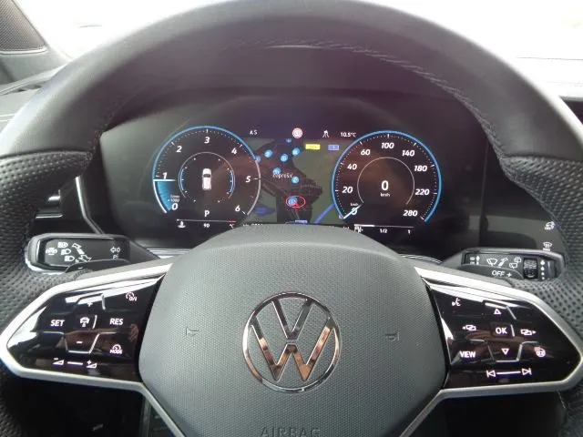 vw touareg v6 tdi 4mo aut rline/hr/koža/virt/pan/led/nav/kam/35tkm/19" - slika 10