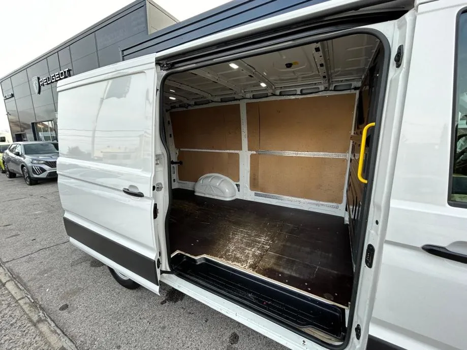 vw crafter 2.0 tdi - l3h2 - 2020 - 140000km - servisna - taho - klima - slika 10