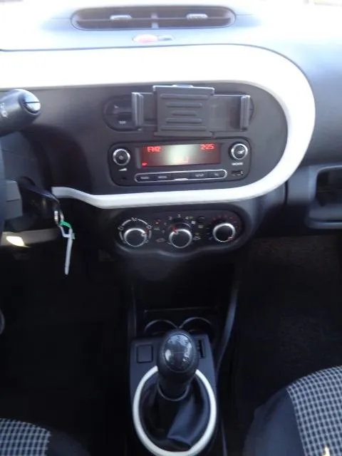 renault twingo 1,0 sce 70; tempomat; klima; 1. vlasnik; u pdv-u - slika 16