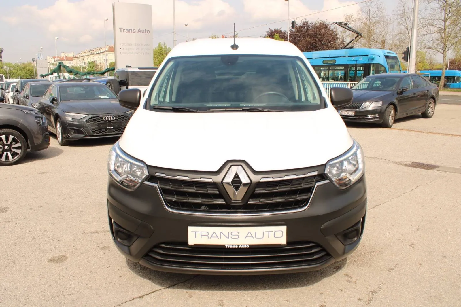 renault kangoo express 1.5 dci *navigacija*, 2023 god. - slika 2