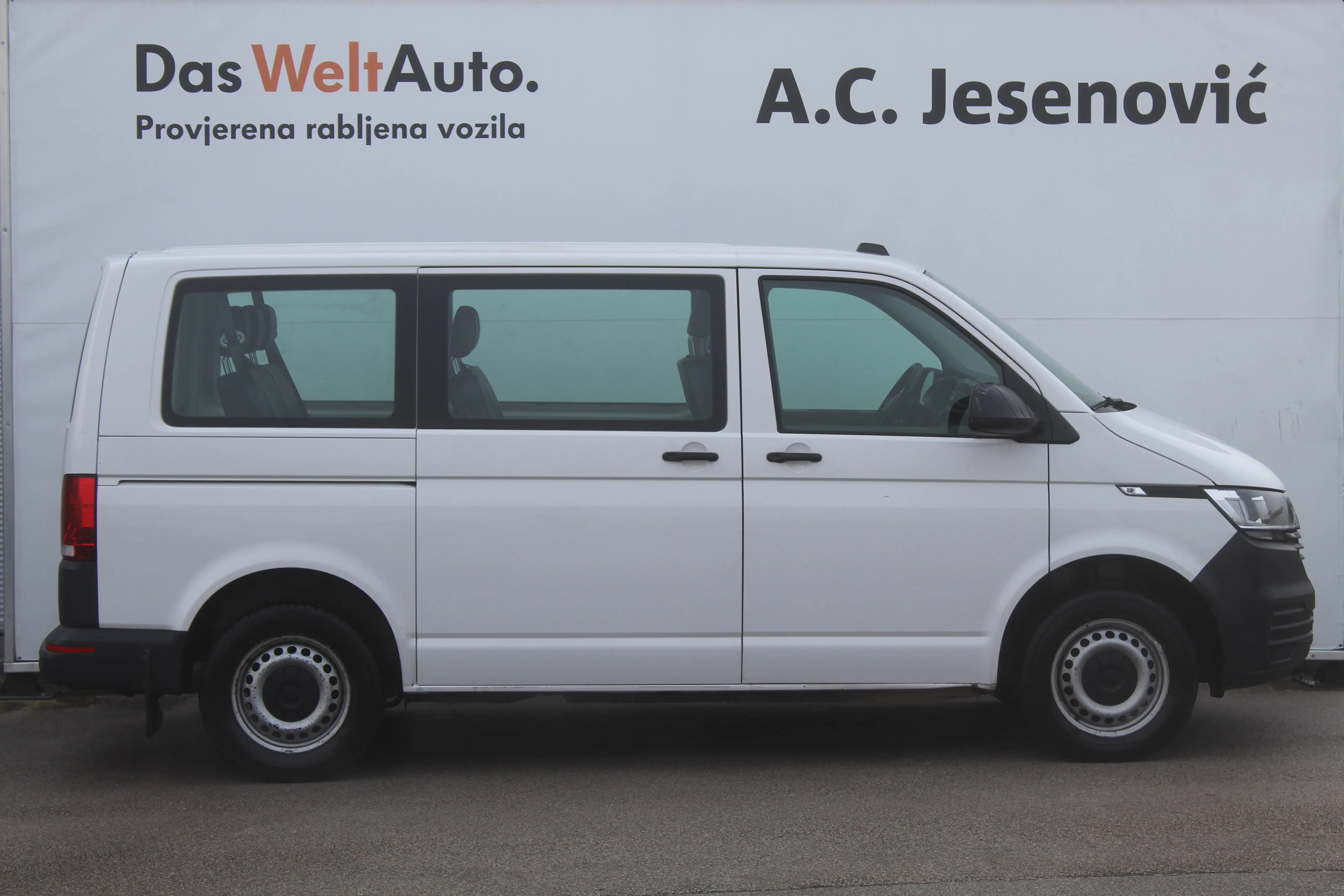 12956 vw transporter kombi 2.0 tdi - slika 4
