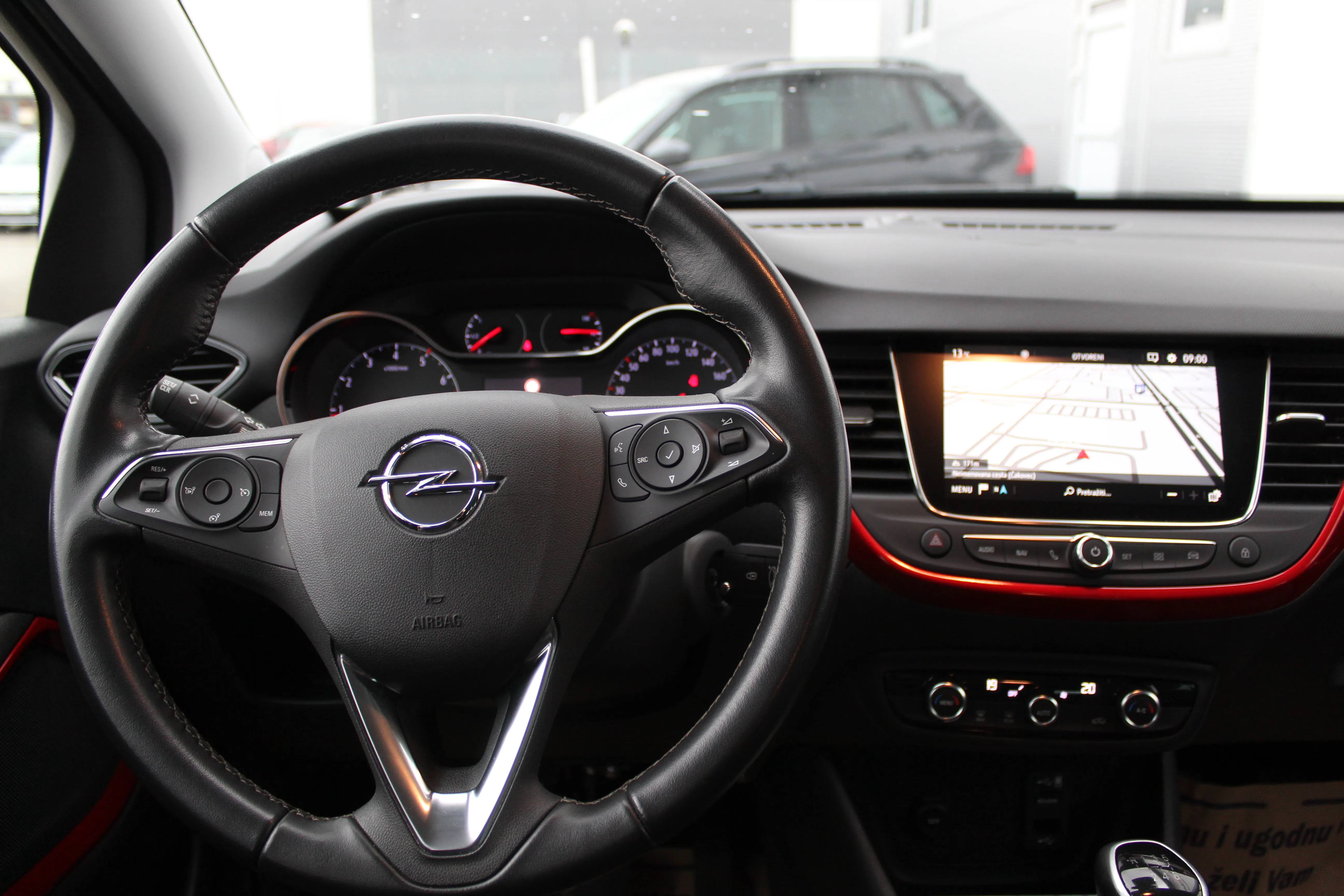 13230 opel crossland gs line - slika 10