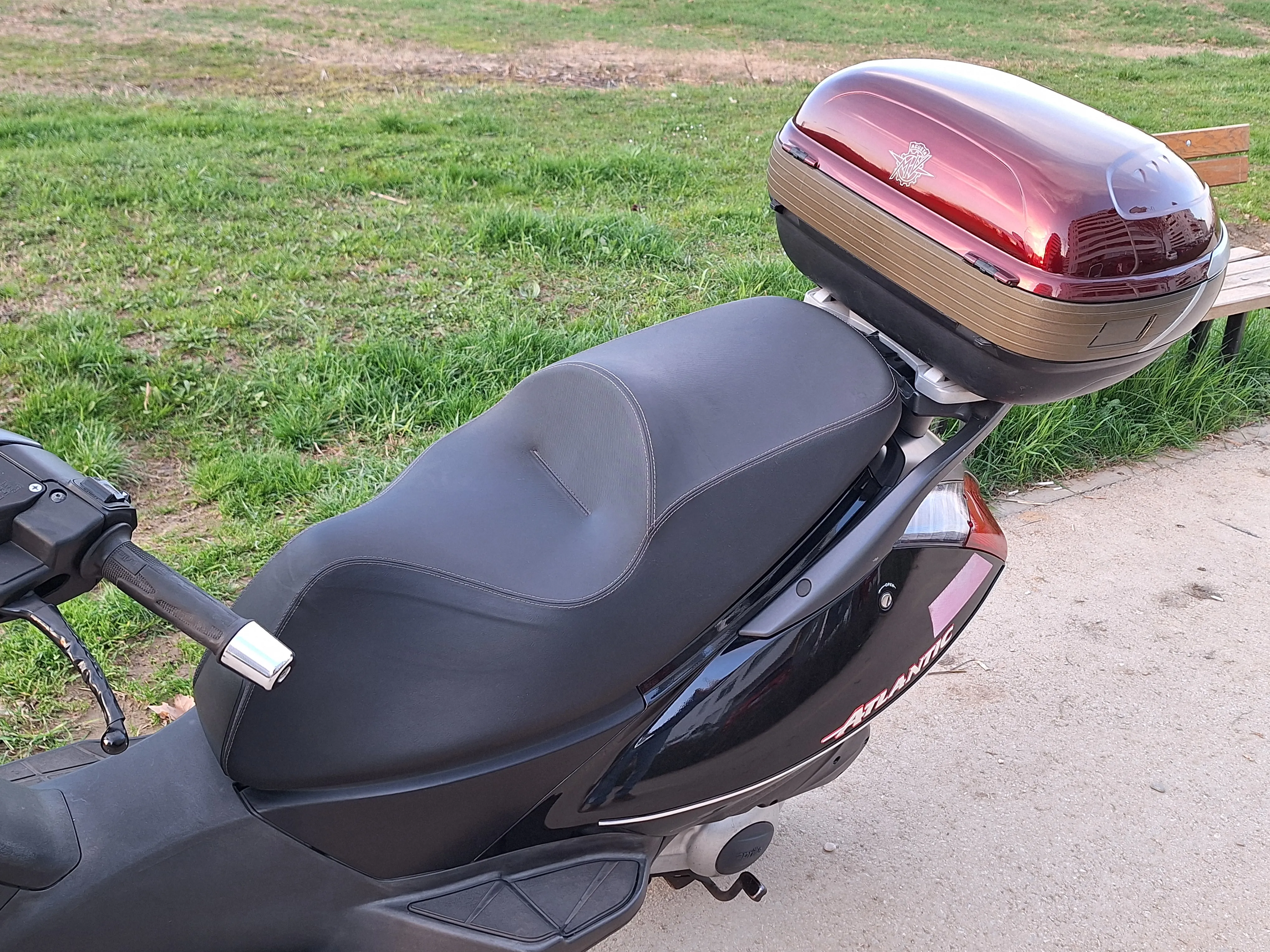 aprilia atlantic 300 sport 2014. g. - slika 7