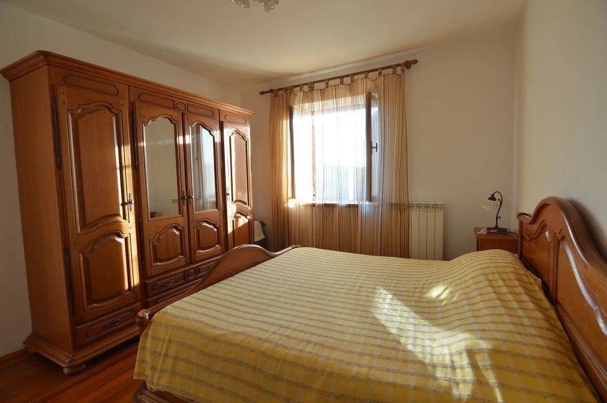 grožnjan-kuća na prodaji (prodaja) - slika 9