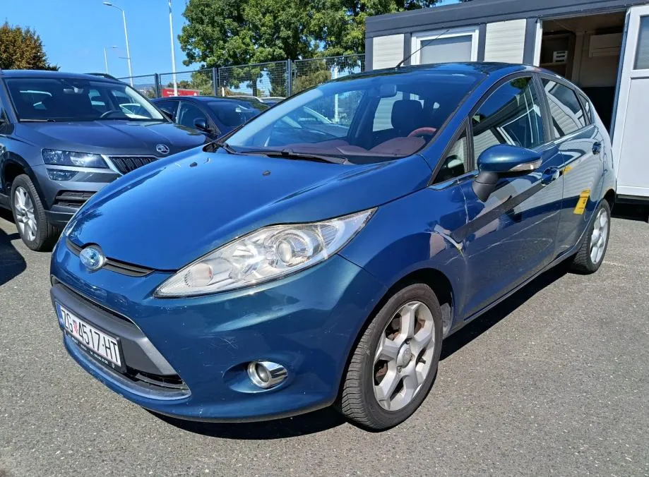 Ford Fiesta 1,4 sa tvornički ugrađenim plinom ,reg 06/2026 - Zagreb