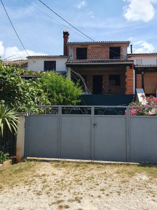 prodaja kuće u nizu, nova vas ( 2km ) 201 m2 - slika 7