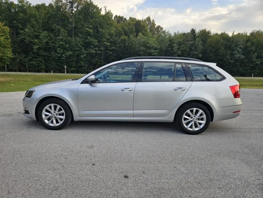 škoda octavia combi 1,6 tdi dsg - slika 8
