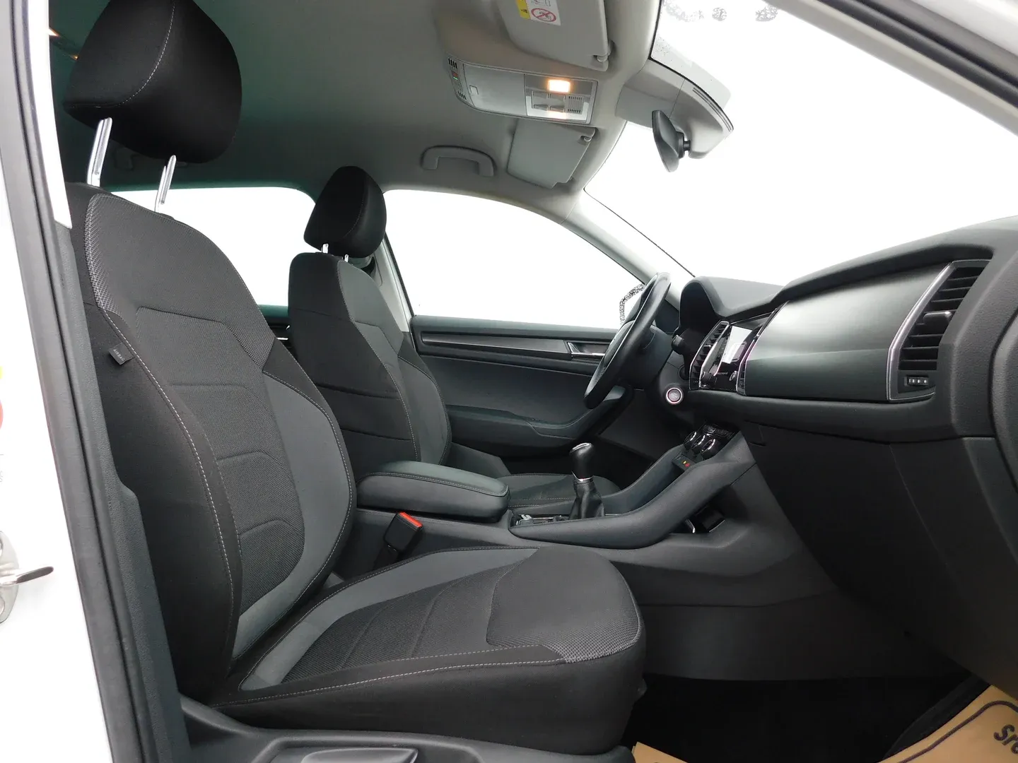 12933 škoda kodiaq business 2.0 tdi 4x4 - slika 11