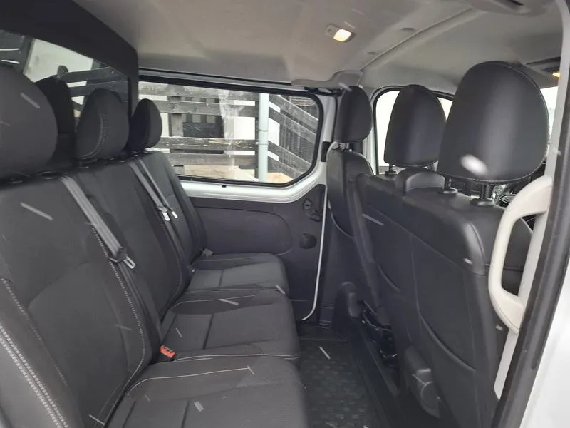 renault trafic 2.0 dci*150ks*5+1*klima*navigacija*5+1*, 2022 god. - slika 18