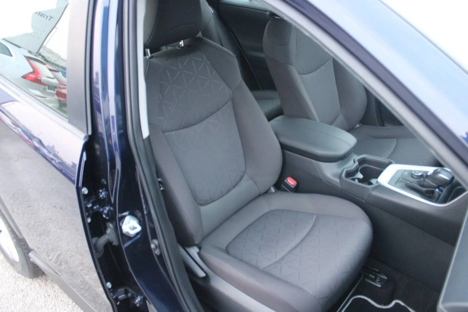 toyota rav4 2.5 hybrid awd automatik *navigacija, kamera* - slika 21