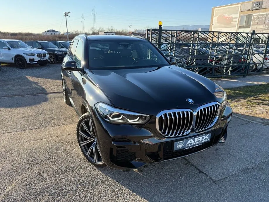 bmw x5 xdrive30d m-paket °virtual°head-up°kamera 360°u pdv-u°leasing° - slika 9