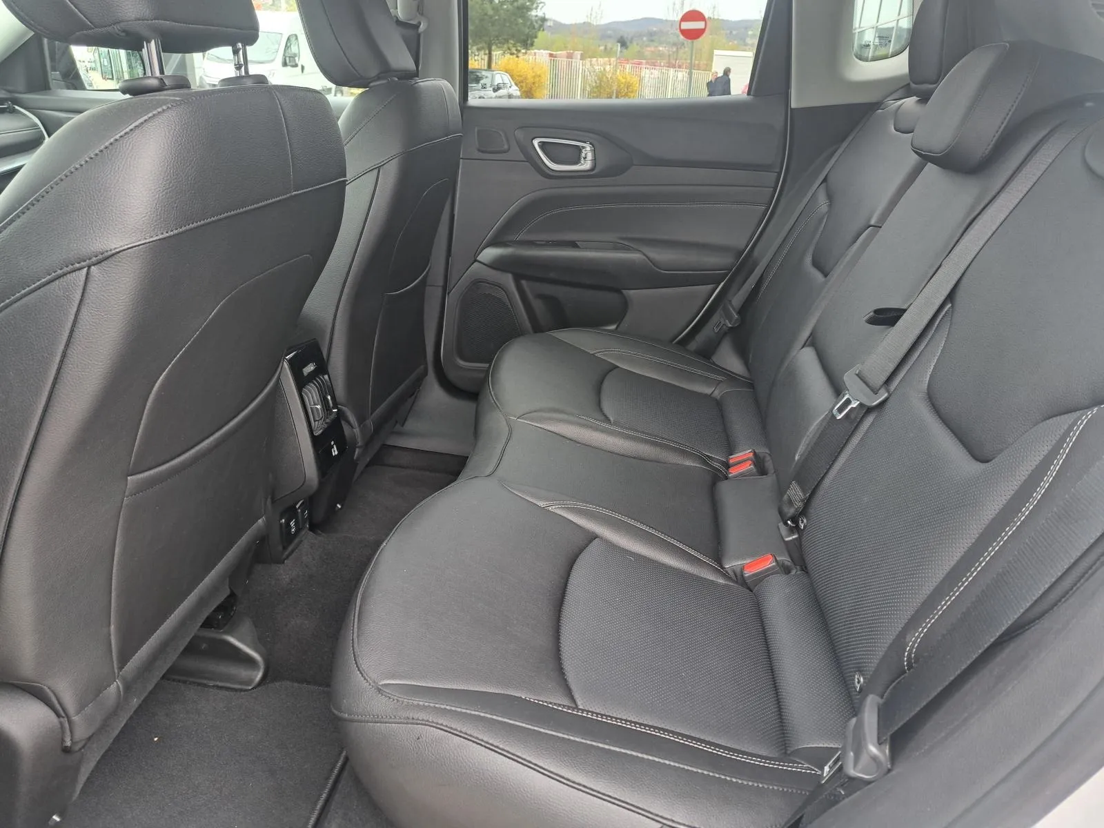 jeep compass mca 1.3 gse (180 ks) phev 4xe s - slika 17