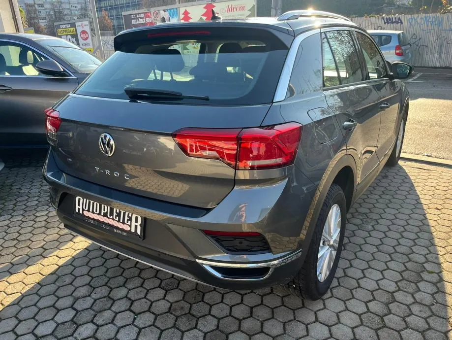 vw t-roc 1,0 tsi, navi, parking senzori i kamera 4x garancije! - slika 7