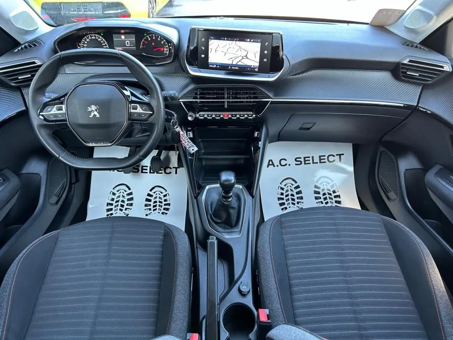 peugeot 208 1,5 hdi style - 2022 - servisna - garancija - reg1god !! - slika 8